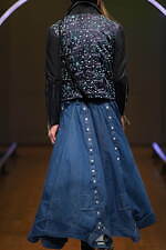 ハザマ 2023 プライマリー コレクション - “未知の未知”見知らぬ旅路の果てへ｜写真41