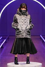 ハザマ 2023 プライマリー コレクション - “未知の未知”見知らぬ旅路の果てへ｜写真58