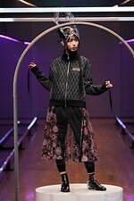 ハザマ 2023 プライマリー コレクション - “未知の未知”見知らぬ旅路の果てへ｜写真82