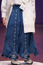 ハザマ 2023 プライマリー コレクション - “未知の未知”見知らぬ旅路の果てへ｜写真17