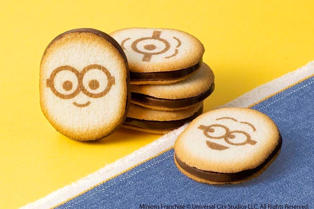 ミニオン｜ミニオンの新スイーツブランド「ミニオンinカンサイ」チョコバナナ味のクッキーサンドが関西限定で