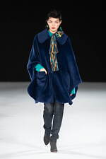 ジュン アシダ 2023-24年秋冬コレクション - 水面のように、煌めきを湛えて｜写真29