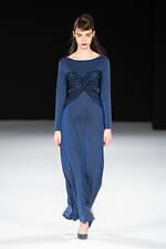 ジュン アシダ 2023-24年秋冬コレクション - 水面のように、煌めきを湛えて｜写真60