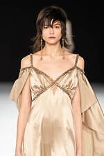 ジュン アシダ 2023-24年秋冬コレクション - 水面のように、煌めきを湛えて｜写真82