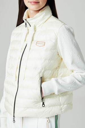 デュベティカ(DUVETICA) 2023年春夏ウィメンズコレクション  - 写真2