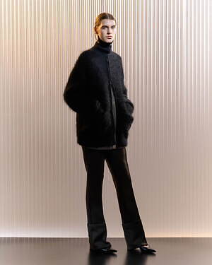 イン(IHNN) 2023-24年秋冬ウィメンズコレクション  - 写真15