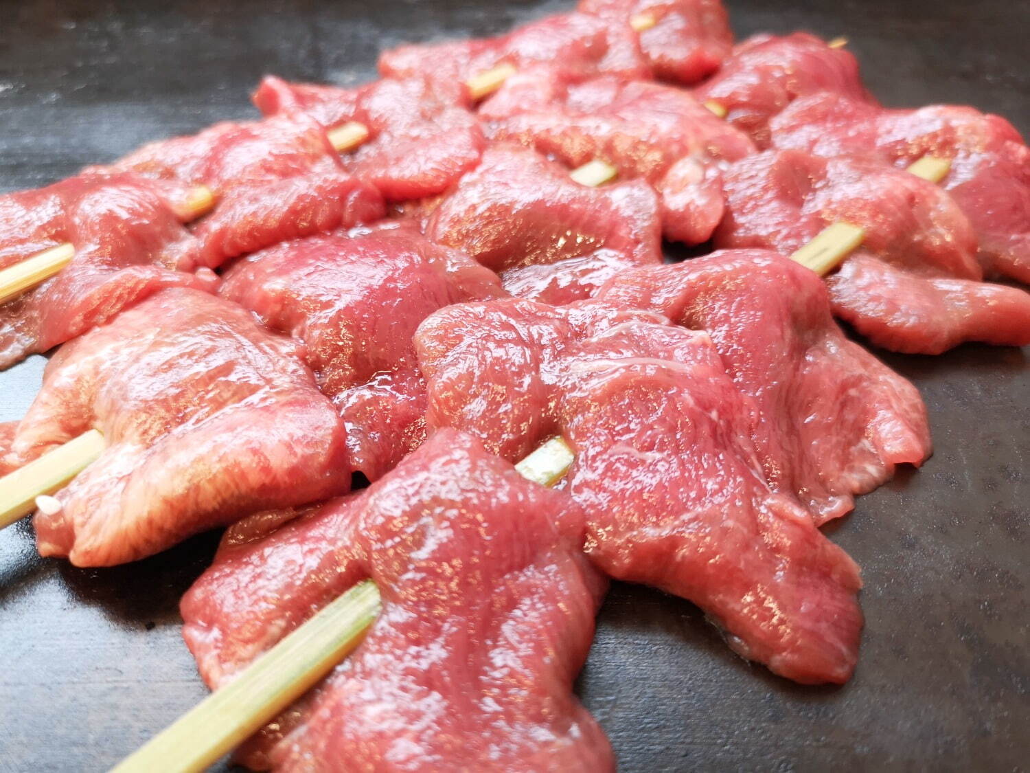 「第3回 肉祭 2023」等々力緑地に厳選肉料理が集結、焼き物から丼まで多彩なメニュー｜写真5