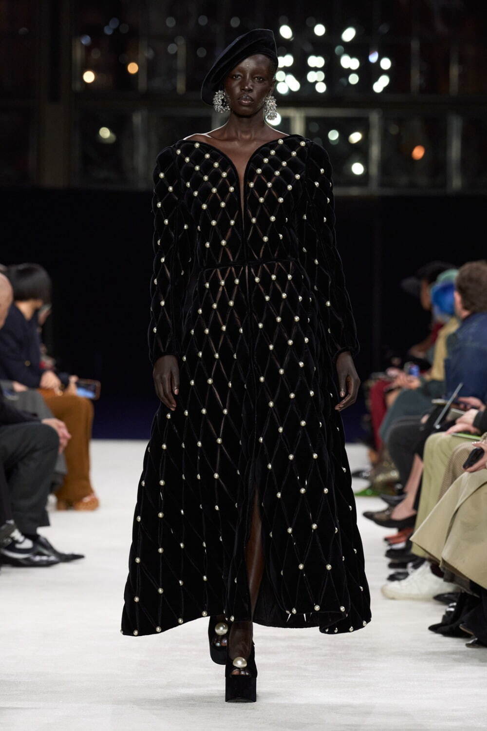 バルマン(BALMAIN) 2023-24年秋冬ウィメンズコレクション