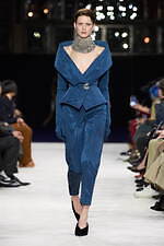 バルマン 2023-24年秋冬ウィメンズコレクション、メゾンのDNAを現代へ｜写真37