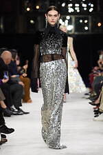 バルマン 2023-24年秋冬ウィメンズコレクション、メゾンのDNAを現代へ｜写真40