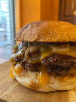 人気店のハンバーガー＆フライドポテトが集結、横浜赤レンガ倉庫で“日本一”を決定｜写真1