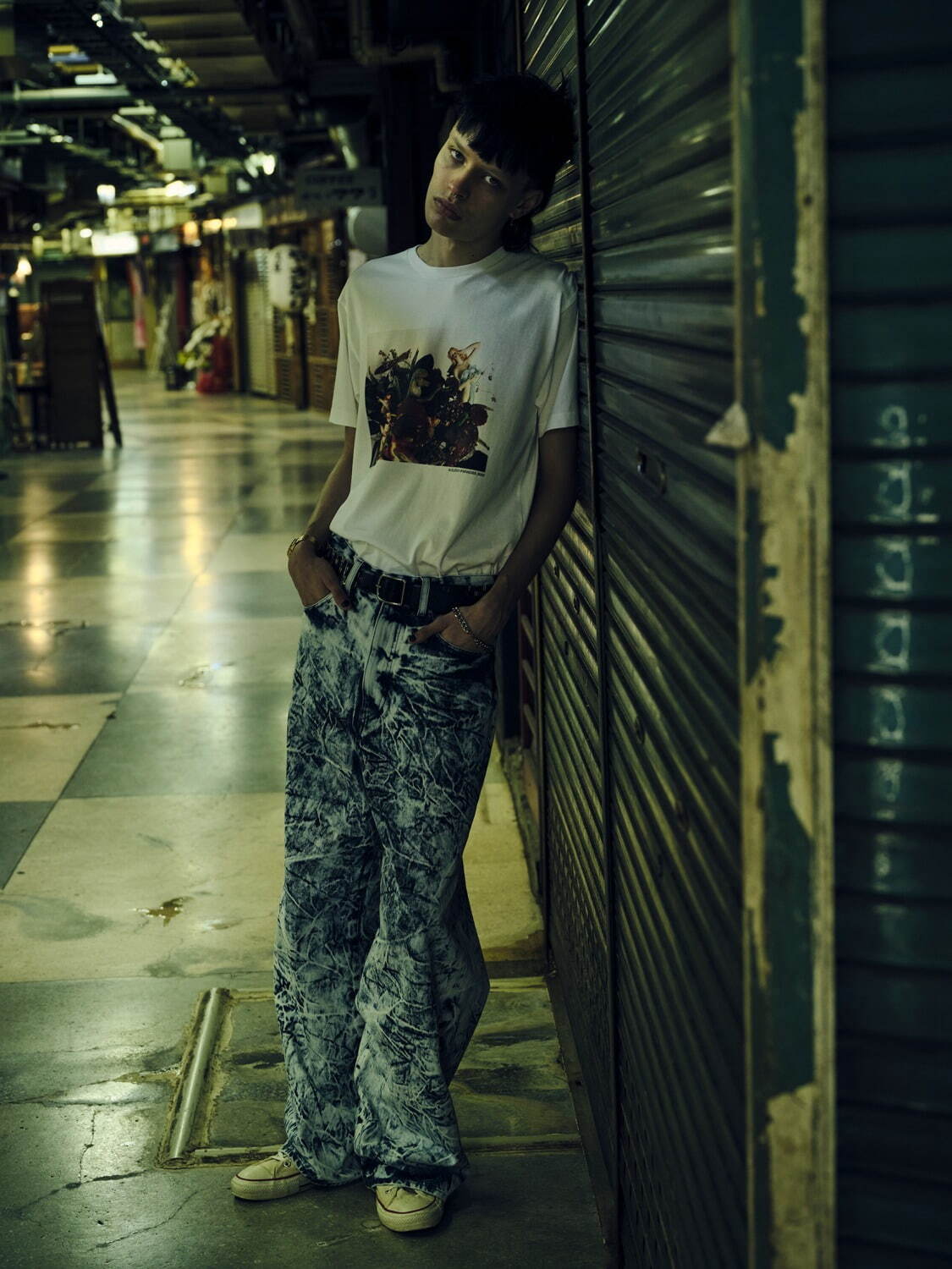 写真家・荒木経惟×スティーロのコラボTシャツ、花を映した3作品をプリント｜写真6