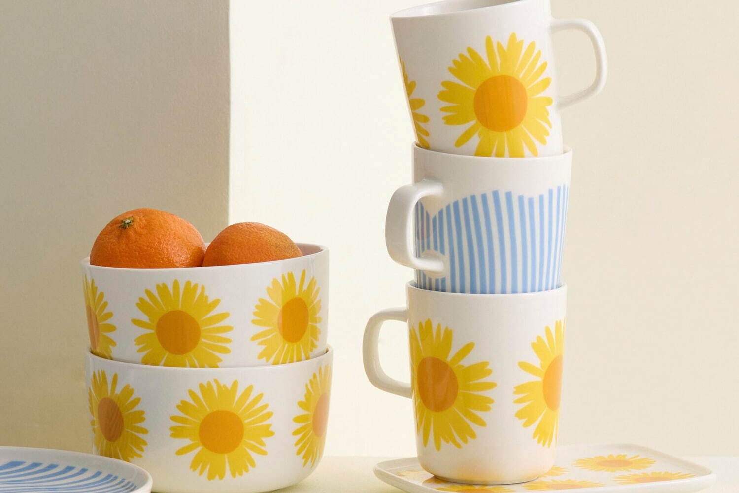 マリメッコ「アウリンゴンクッカ」