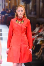 ユキ トリヰ インターナショナル　2014-15年秋冬 コレクション - ポップに魅せるクラシック｜写真5