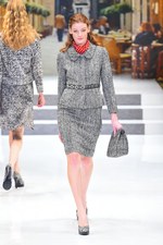 ユキ トリヰ インターナショナル　2014-15年秋冬 コレクション - ポップに魅せるクラシック｜写真14