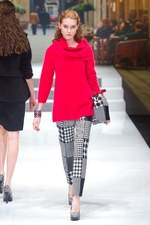 ユキ トリヰ インターナショナル　2014-15年秋冬 コレクション - ポップに魅せるクラシック｜写真22