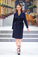 ユキ トリヰ インターナショナル　2014-15年秋冬 コレクション - ポップに魅せるクラシック｜写真33