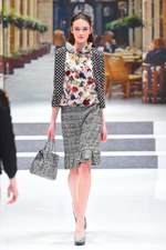 ユキ トリヰ インターナショナル　2014-15年秋冬 コレクション - ポップに魅せるクラシック｜写真36