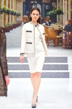 ユキ トリヰ インターナショナル　2014-15年秋冬 コレクション - ポップに魅せるクラシック｜写真46