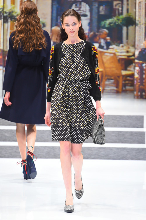 ユキ トリヰ インターナショナル 2014-15年秋冬<span>コレクション</span> - 写真34