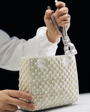 Dior コスメ レディディオール フレンチシック 003 バッグチャーム w300_ZY8.jpg