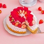 ラ・メゾン アンソレイユターブル母の日限定タルト、“カーネーション×苺”の真っ赤なブーケ風｜写真2