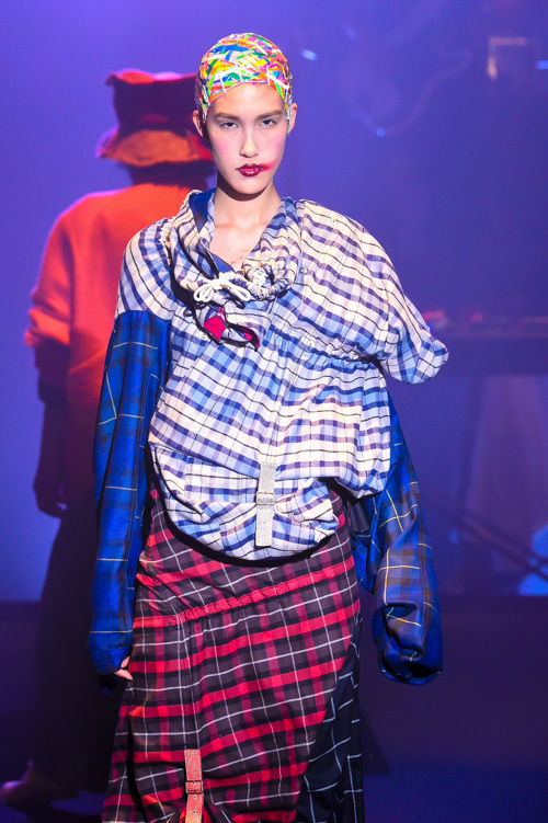 ノゾミ イシグロ オートクチュール(NOZOMI ISHIGURO Haute Couture) 2014-15年秋冬ウィメンズコレクション  - 写真32