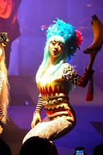 ノゾミイシグロ オートクチュール 2014-15年秋冬コレクション 渋さ知らズとコラボでショー｜写真26