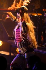 ノゾミイシグロ オートクチュール 2014-15年秋冬コレクション 渋さ知らズとコラボでショー｜写真27