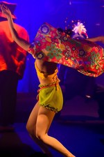 ノゾミイシグロ オートクチュール 2014-15年秋冬コレクション 渋さ知らズとコラボでショー｜写真40