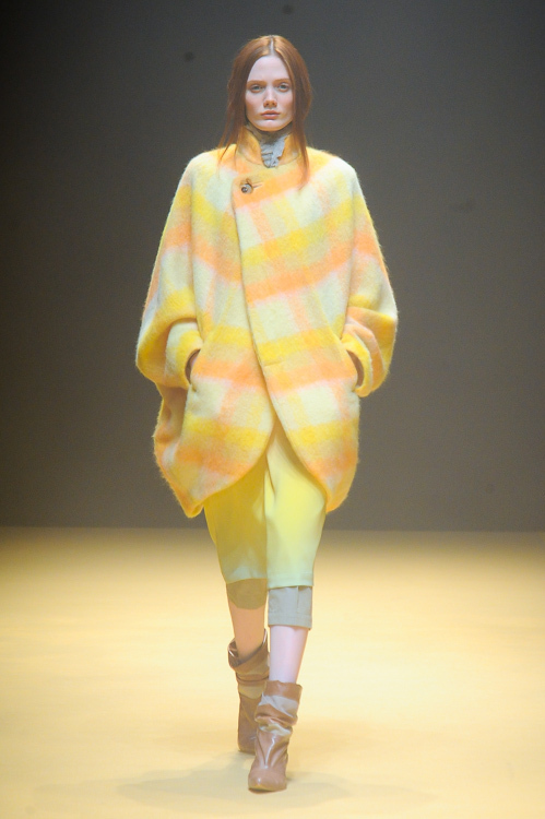 まとふ 2014-15年秋冬<span>コレクション</span> - 写真1