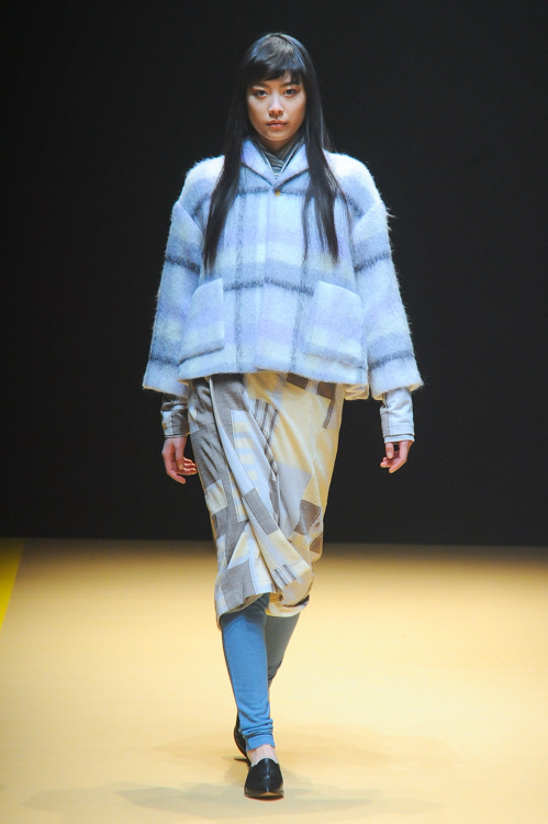 まとふ 2014-15年秋冬<span>コレクション</span> - 写真18