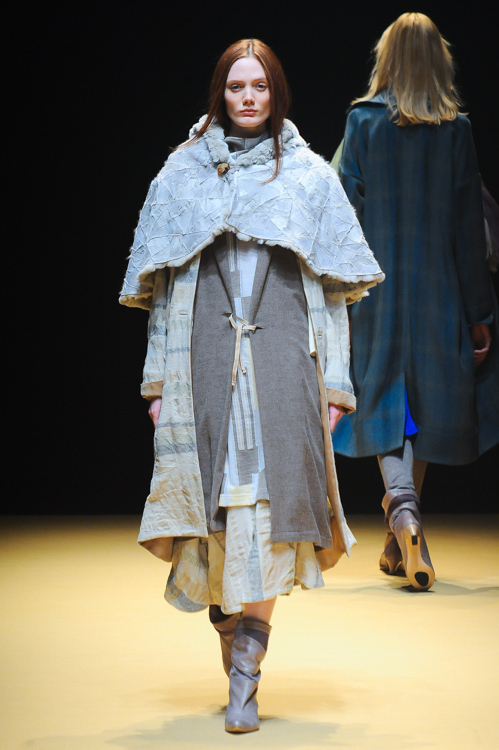 まとふ 2014-15年秋冬<span>コレクション</span> - 写真23