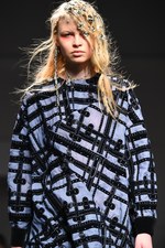 ミントデザインズ 2014-15年秋冬コレクション - ミント流の“アナーキー”｜写真15