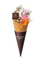 「ジ アウトレット湘南平塚」全国初出店など約150店舗オープン、たき火体験＆パブリックビューイングも｜写真13