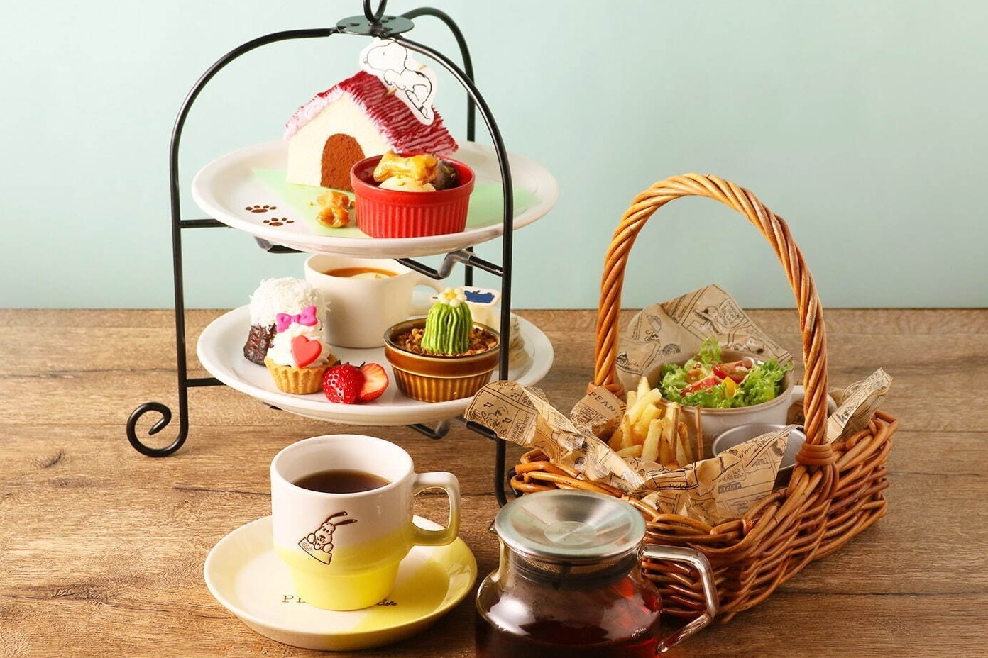 アメコミ(アメリカンコミック)｜ピーナッツ カフェ 中目黒のアフタヌーンティー“スヌーピー＆きょうだい達”イメージのスイーツ