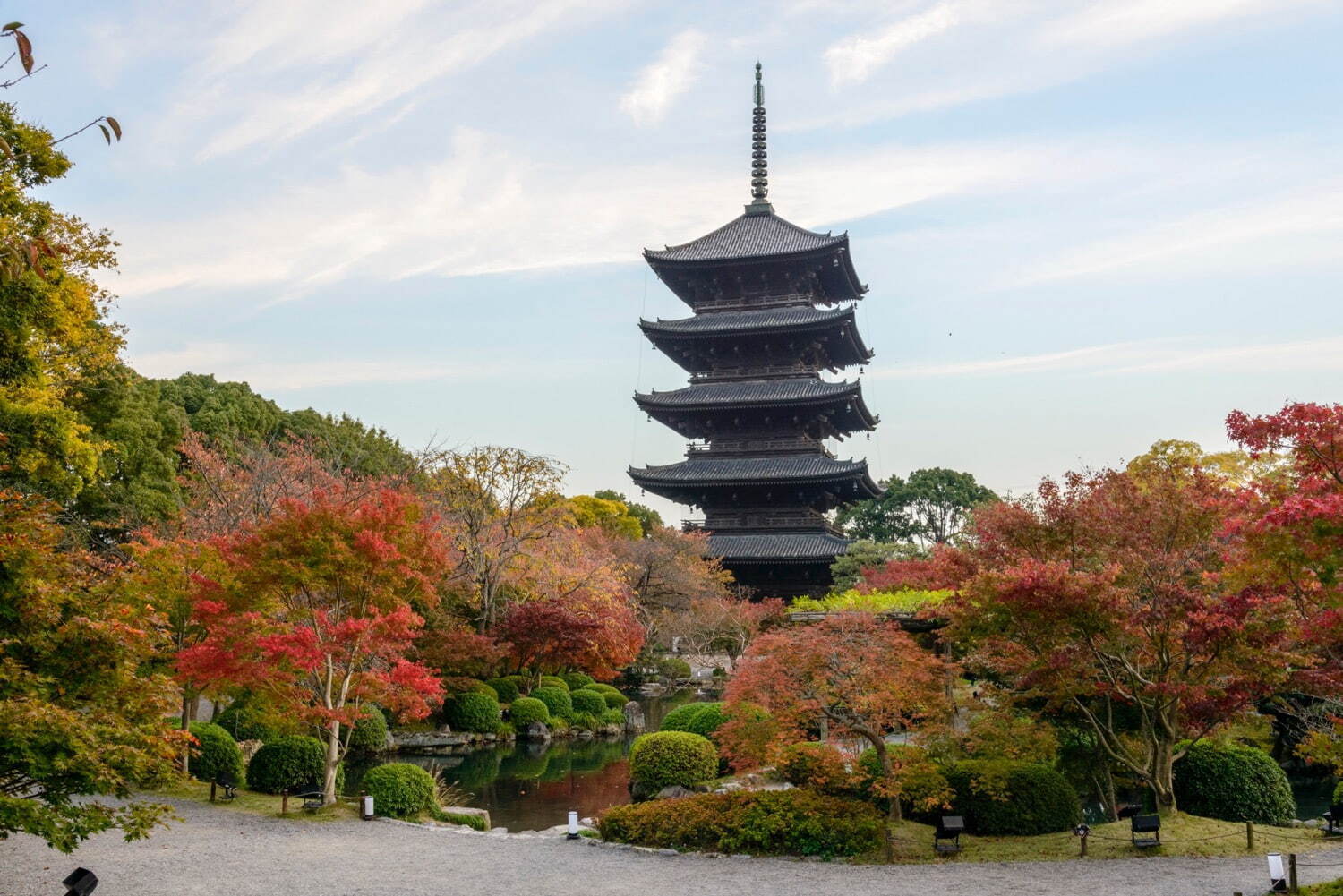 五重塔(国宝) 風景写真 教王護国寺(東寺) 画像提供：株式会社便利堂