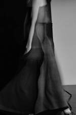 Y's “カディコットン”のドレスや古布パッチワークパンツなど限定ウェア、総柄刺繍のバッグも｜写真2