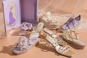 ランダ『塔の上のラプンツェル』モチーフのシューズ、花型ビジュー＆パールのサンダルなど