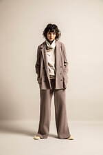 ローブス＆コンフェクションズ 2023年秋冬ウィメンズコレクション、心地良いテーラードスタイル｜写真17