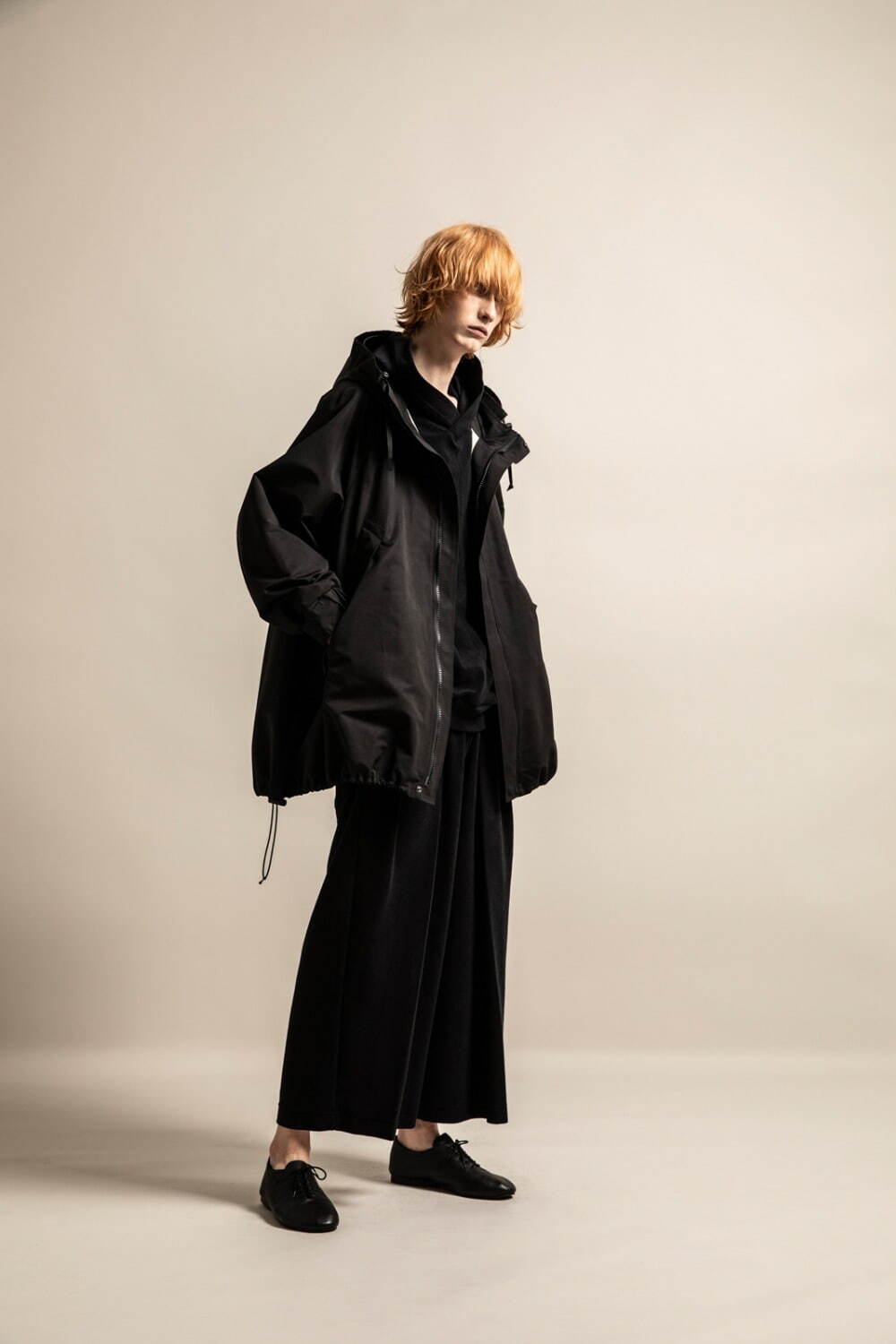 ローブス＆コンフェクションズ オム 2023-24年秋冬｜ マウンテンパーカー