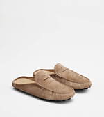 トッズ新作メンズシューズ、凹凸アウトソールのサボサンダル＆レザーストラップのスポーツサンダル｜写真11