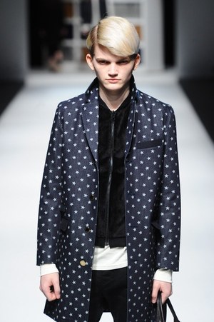 ファクトタム / ファクトタム ファム 2014-15年秋冬コレクション - アンデルセンと夜の夢｜写真27