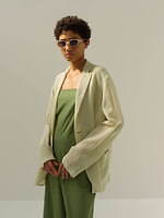 オーラリー“オーバル型レンズ”の新作サングラス、アイヴァン 7285のチーフデザイナー中川浩考監修｜写真10