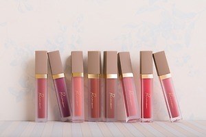 指原莉乃の「リリミュウ」23年夏コスメ、“みずみずしいツヤ感×シアー発色”の新作リップティント｜写真1