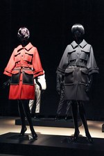 アンベル 2014-15年秋冬コレクション - 抽象画家 アド・ラインハートの“黒”に魅せられて｜写真5