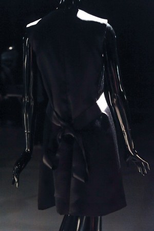 アンベル 2014-15年秋冬コレクション - 抽象画家 アド・ラインハートの“黒”に魅せられて|写真11