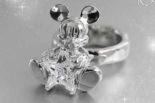 イー・エム「ディズニー」ジュエリー、“大きな星”を抱えたミッキーマウスのリング