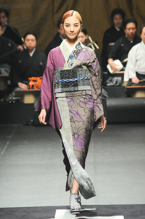 ジョウタロウ サイトウ 2014-15年秋冬コレクション - 着物で表わす都会の花 | 写真