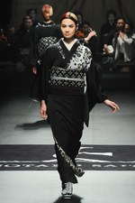 ジョウタロウ サイトウ 2014-15年秋冬コレクション - 着物で表わす都会の花｜写真3